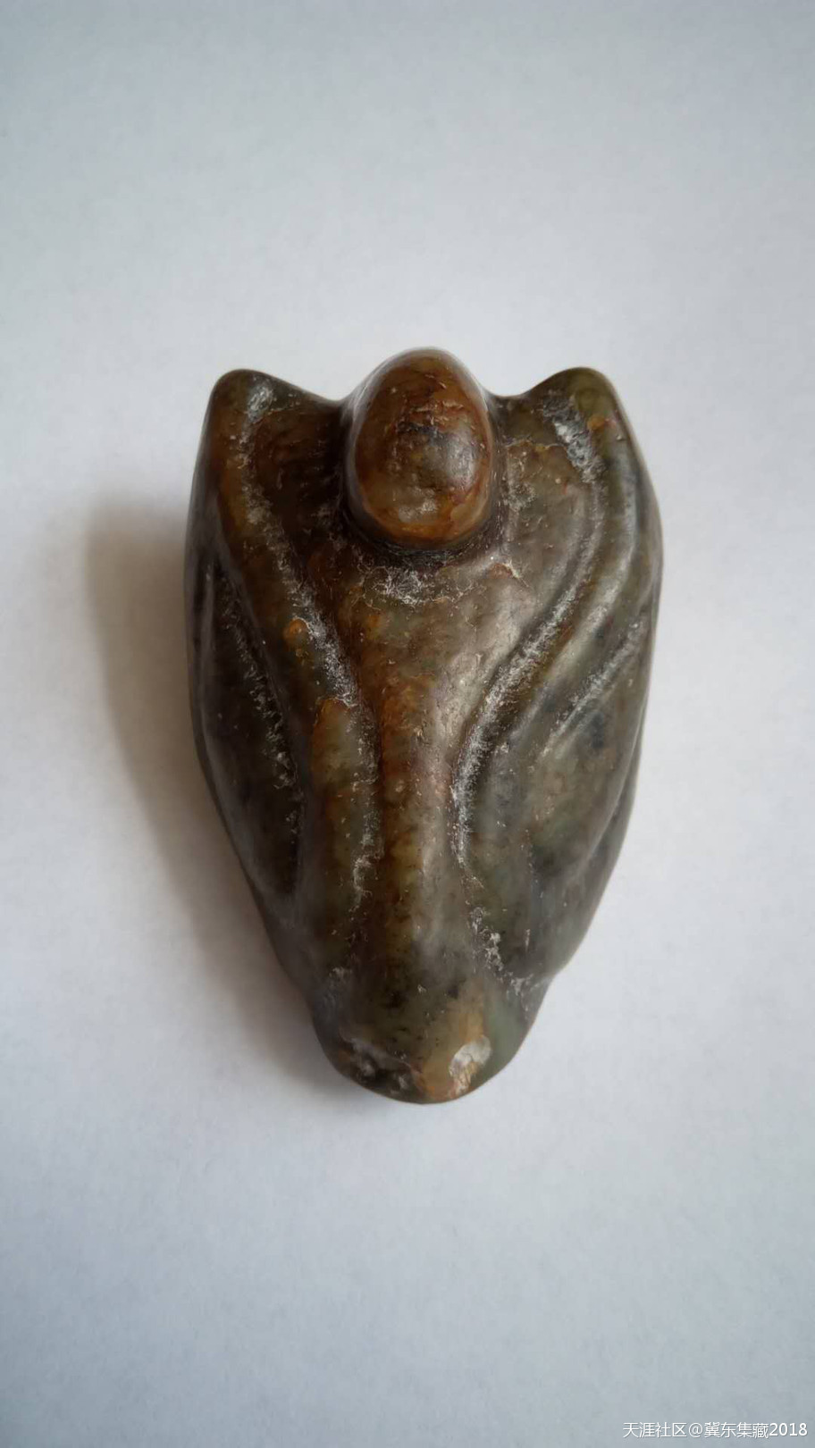 我收藏的红山玉——动物首挂饰三件-第1张图片-翡翠网 我收藏的红山玉——动物首挂饰三件-第1张图片-翡翠网