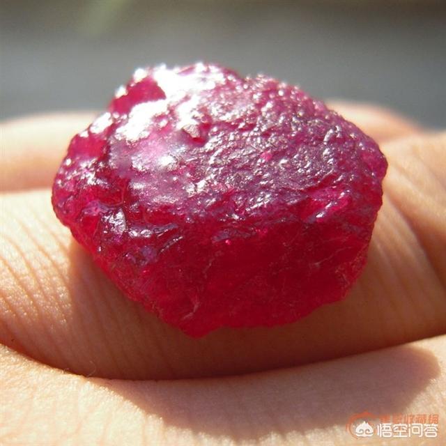 在缅甸,以欧元销售的玉石、宝石公盘销量如何?-第3张图片-翡翠网 在缅甸,以欧元销售的玉石、宝石公盘销量如何?-第3张图片-翡翠网