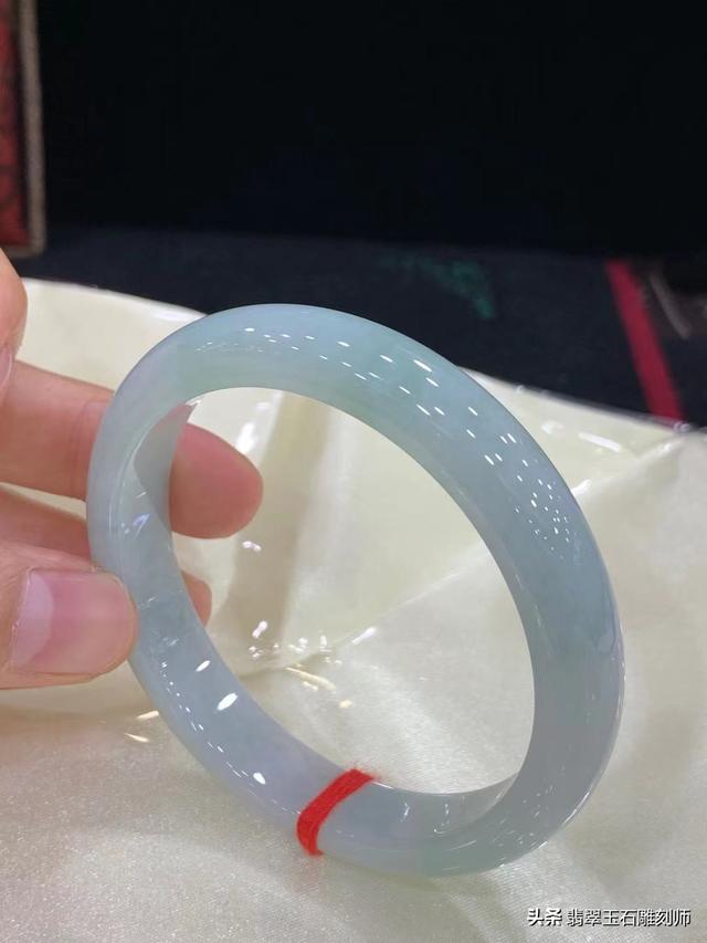 帮我看看翡翠价格，谢谢？-第7张图片-翡翠网