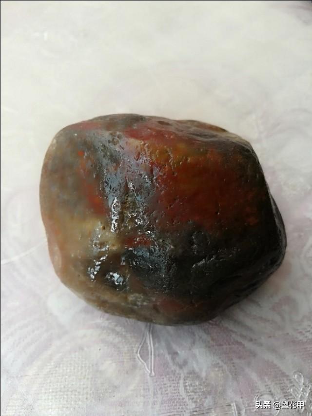 听说玉石界有种叫石英岩，挺能造假的，我该如何去分辨呢？-第2张图片-翡翠网