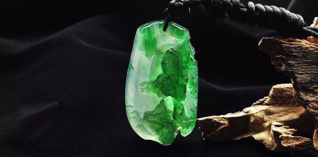 翡翠有哪五美?-第2张图片-翡翠网 翡翠有哪五美?-第2张图片-翡翠网