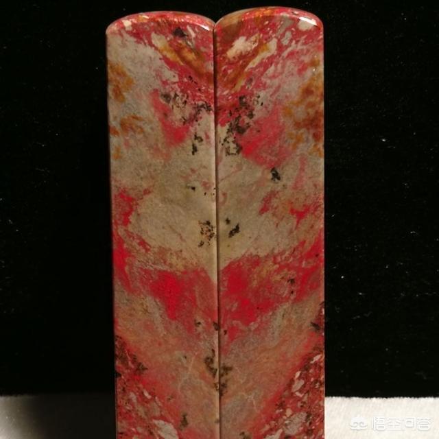 什么是鸡血石?什么样的鸡血石为上品?-第3张图片-翡翠网 什么是鸡血石?什么样的鸡血石为上品?-第3张图片-翡翠网