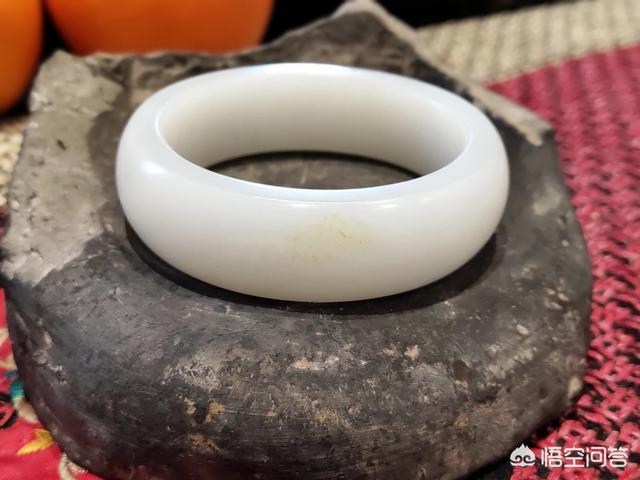 和田玉如何盘才能包浆？如何保养养护？-第1张图片-翡翠网