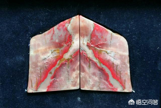 什么是鸡血石?什么样的鸡血石为上品?-第2张图片-翡翠网 什么是鸡血石?什么样的鸡血石为上品?-第2张图片-翡翠网