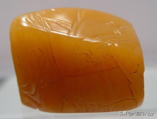 请问您对田黄石了解多少呢?-第2张图片-翡翠网 请问您对田黄石了解多少呢?-第2张图片-翡翠网