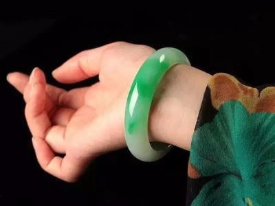 翡翠里的棉会消失吗？怎么做才会更透亮。-第2张图片-翡翠网