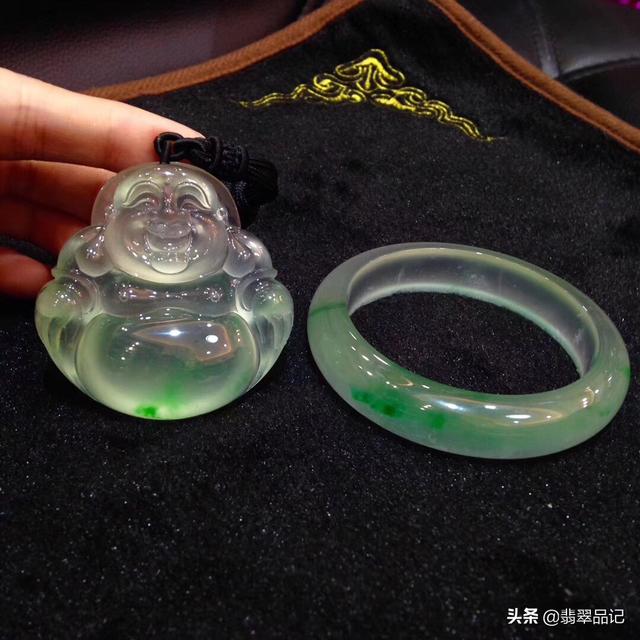 翡翠的棉会影响翡翠的价值吗?-第6张图片-翡翠网 翡翠的棉会影响翡翠的价值吗?-第6张图片-翡翠网