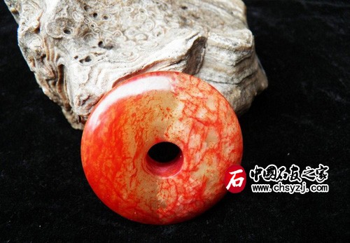 浅说民间流行的评定桂林鸡血玉品质鉴定方法(转载)-第1张图片-翡翠网