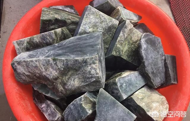 中国最大的和田玉籽料批发市场是在新疆吗？-第14张图片-翡翠网