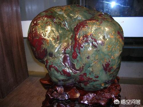 今天捡到一块20公斤原石，不知道是黄龙玉还是田黄？-第4张图片-翡翠网