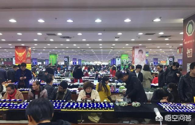 中国最大的和田玉籽料批发市场是在新疆吗？-第32张图片-翡翠网