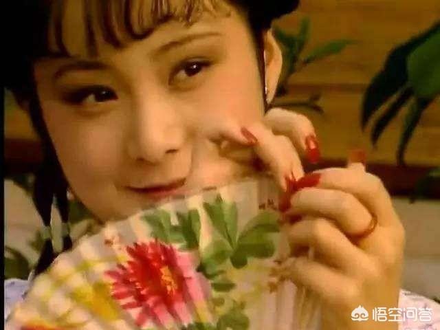 红楼梦中，晴雯不过是一个婢女，为何能养出两根葱管一样的指甲？-第3张图片-翡翠网