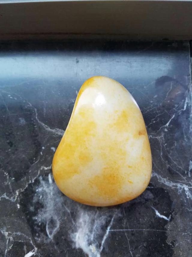 和田玉熟籽是什么样的,你手中的可以发图一起看看吗?-第5张图片-翡翠网 和田玉熟籽是什么样的,你手中的可以发图一起看看吗?-第5张图片-翡翠网