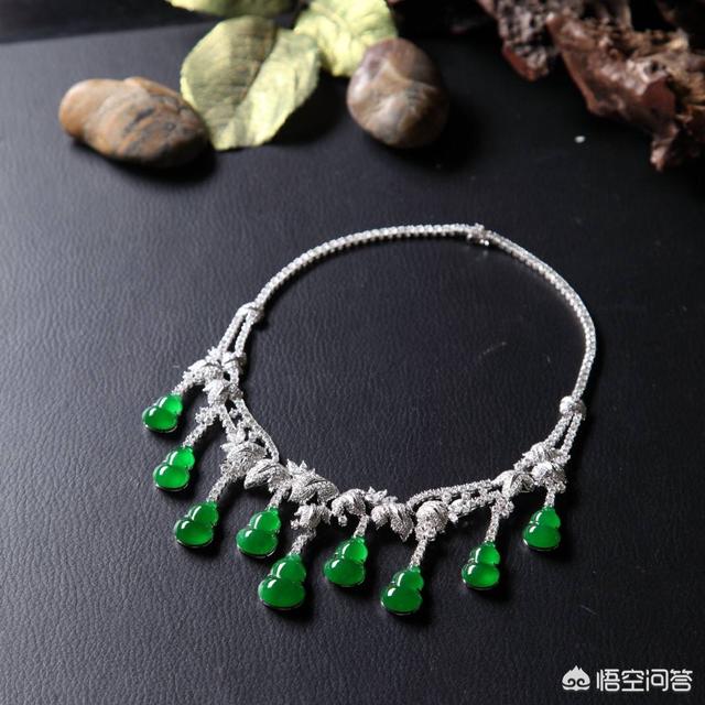 翡翠项链一般多少钱?值得购买吗?-第2张图片-翡翠网 翡翠项链一般多少钱?值得购买吗?-第2张图片-翡翠网
