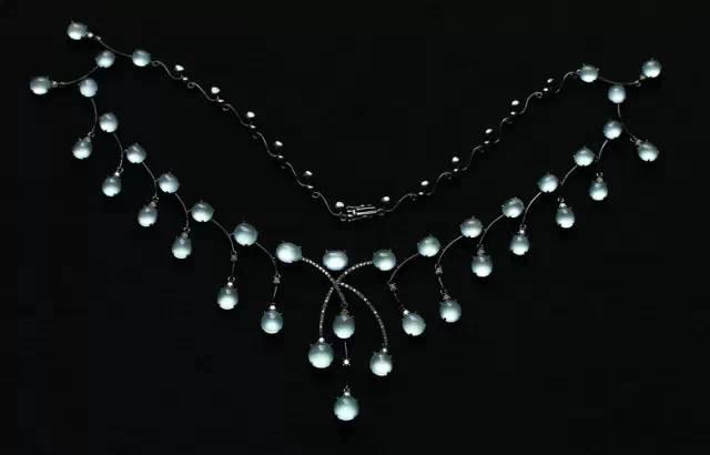 上千万与上亿的珍藏级翡翠项链的差别有哪些?-第9张图片-翡翠网 上千万与上亿的珍藏级翡翠项链的差别有哪些?-第9张图片-翡翠网