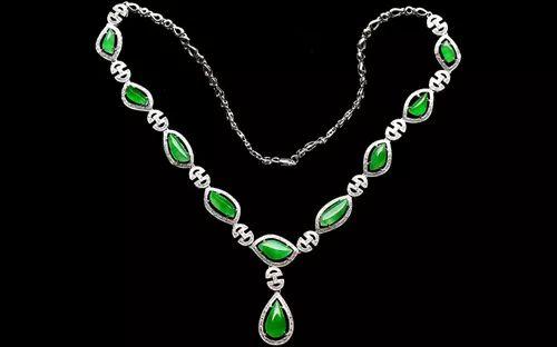 上千万与上亿的珍藏级翡翠项链的差别有哪些?-第23张图片-翡翠网 上千万与上亿的珍藏级翡翠项链的差别有哪些?-第23张图片-翡翠网