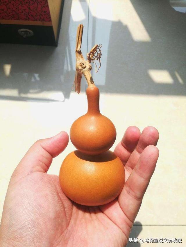 手捻葫芦盘玩的级别每个人都不同,那么最高级别的手捻葫芦玩家是啥样的?-第4张图片-翡翠网 手捻葫芦盘玩的级别每个人都不同,那么最高级别的手捻葫芦玩家是啥样的?-第4张图片-翡翠网