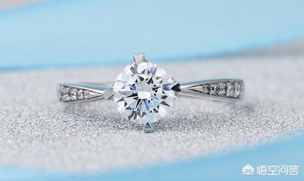 情侣戒指款式有哪些?-第1张图片-翡翠网 情侣戒指款式有哪些?-第1张图片-翡翠网