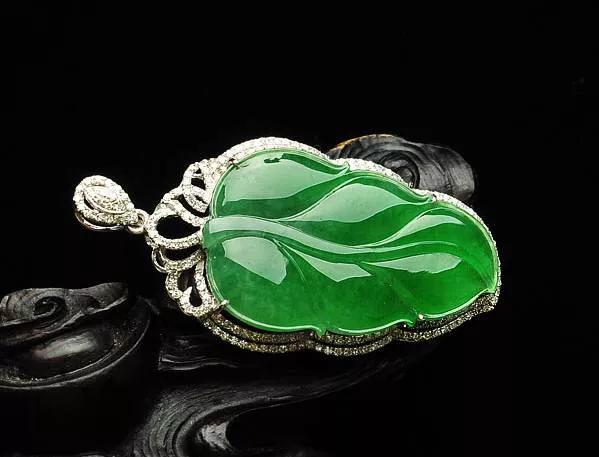 缅甸翡翠的选购方法和保养方法有哪些？-第2张图片-翡翠网