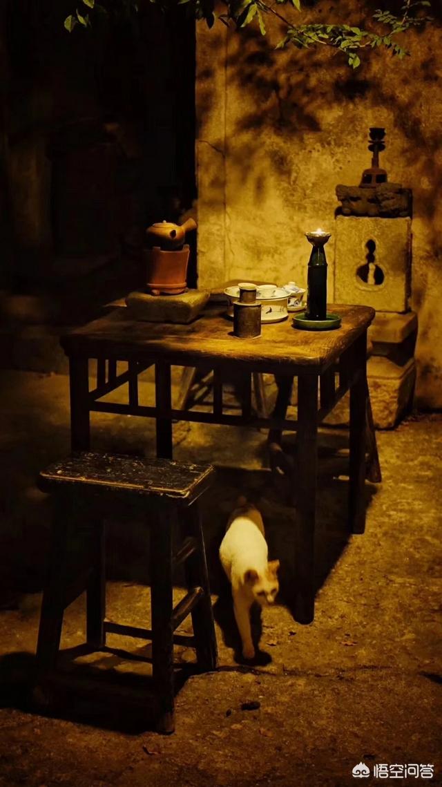 玉器怎么鉴别,戴玉对身体有什么好处?-第2张图片-翡翠网 玉器怎么鉴别,戴玉对身体有什么好处?-第2张图片-翡翠网