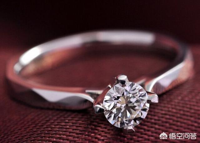 钻戒品牌排行是什么?90后95后最喜欢的是什么样的品牌?-第7张图片-翡翠网 钻戒品牌排行是什么?90后95后最喜欢的是什么样的品牌?-第7张图片-翡翠网