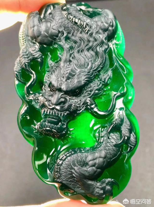 如何鉴别墨玉、墨翠和黑色翡翠？-第3张图片-翡翠网