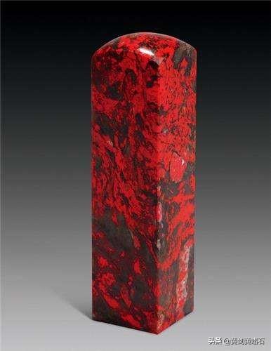 鸡血玉手串能盘出包浆吗？-第3张图片-翡翠网