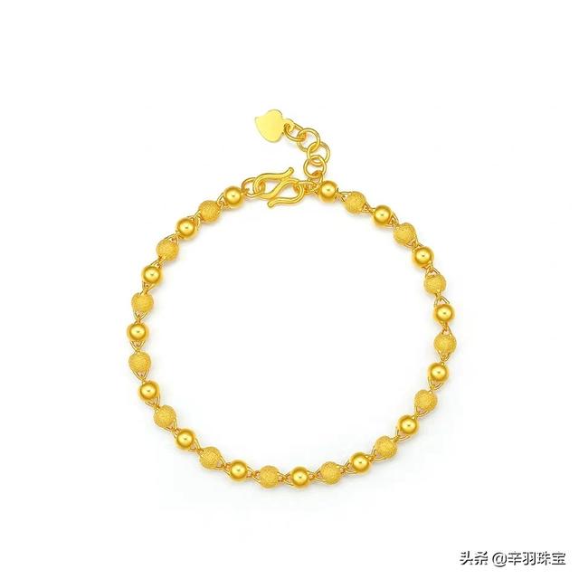 黄金手镯手链哪个经典不过时?-第4张图片-翡翠网 黄金手镯手链哪个经典不过时?-第4张图片-翡翠网