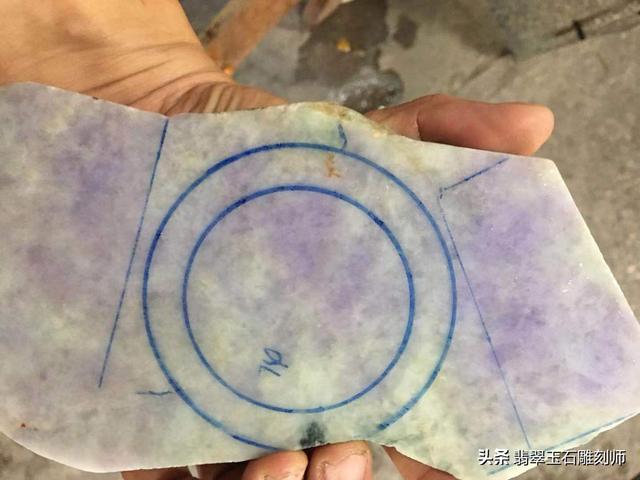 细糯化的翡翠手镯，2000买的，但是有一条五厘米棉线，值吗？-第5张图片-翡翠网