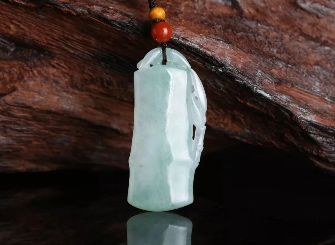 带你了解翡翠竹节的历史故事，它适合送给什么人呢？-第6张图片-翡翠网