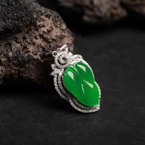 这几种翡翠寓意美好又百搭!你心动了吗?-第13张图片-翡翠网 这几种翡翠寓意美好又百搭!你心动了吗?-第13张图片-翡翠网