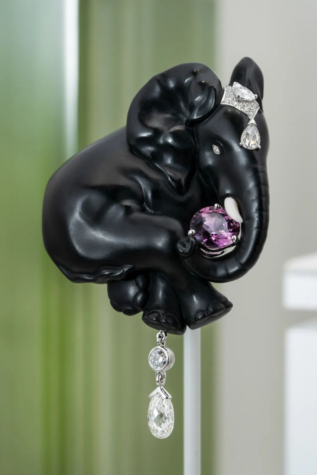 卡地亚全新BEAUTÉS DU MONDE高级珠宝展登陆上海-第4张图片-翡翠网