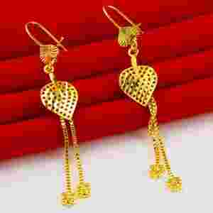 纯金耳环一般一对多少钱,纯金耳环一般一对多少钱一个-第2张图片-翡翠网 纯金耳环一般一对多少钱,纯金耳环一般一对多少钱一个-第2张图片-翡翠网