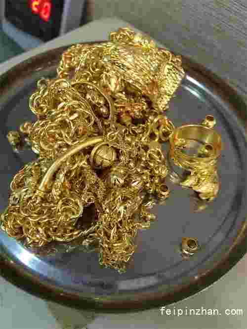 二手黄金戒指回收价格多少钱一克黄金戒指回收一克多少钱-第2张图片-翡翠网 二手黄金戒指回收价格多少钱一克黄金戒指回收一克多少钱-第2张图片-翡翠网