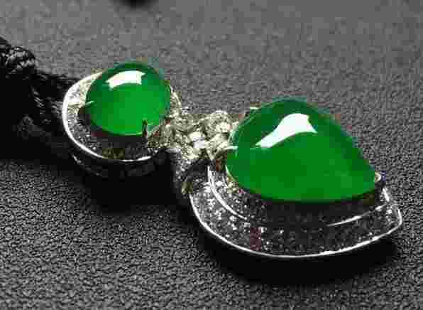 翡翠知识视频讲解,翡翠知识视频-第1张图片-翡翠网 翡翠知识视频讲解,翡翠知识视频-第1张图片-翡翠网