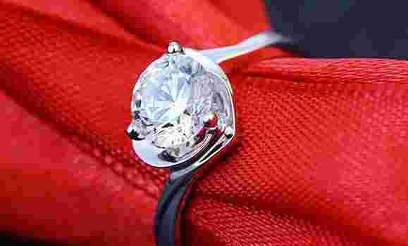 世界10大钻戒品牌排行榜的简单介绍-第2张图片-翡翠网 世界10大钻戒品牌排行榜的简单介绍-第2张图片-翡翠网