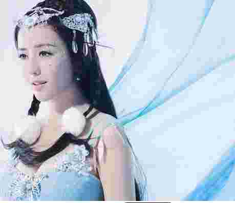 翡翠手镯带之前需要用阴阳水泡一下吗翡翠手镯带之前需要用阴阳水泡一下吗?-第1张图片-翡翠网