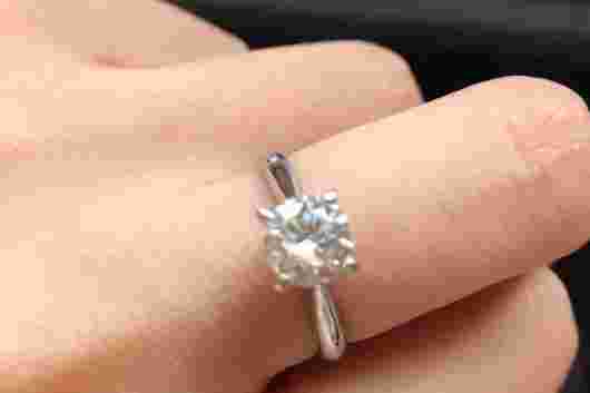 普通人怎么被星探注意普通人怎么鉴别钻石-第1张图片-翡翠网 普通人怎么被星探注意普通人怎么鉴别钻石-第1张图片-翡翠网