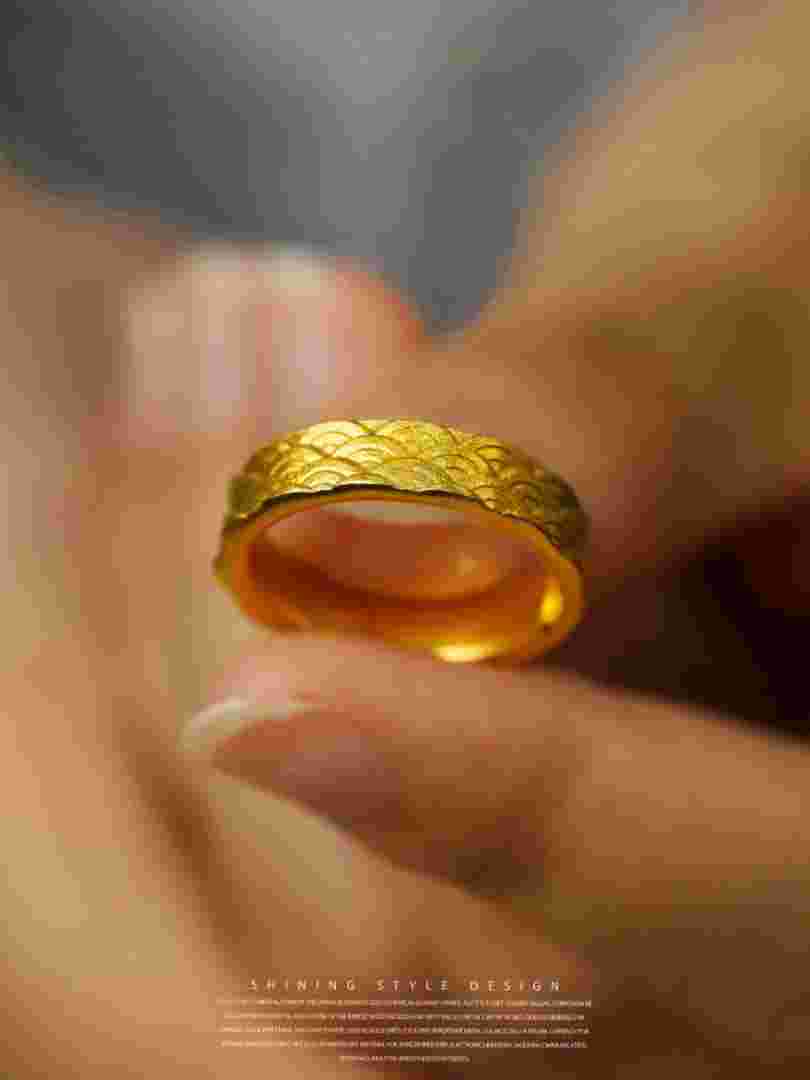 黄金戒指,黄金戒指洗澡的时候要摘掉吗-第2张图片-翡翠网