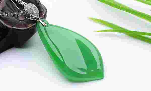 翡翠知识普及及图片,翡翠知识大全视频-第1张图片-翡翠网 翡翠知识普及及图片,翡翠知识大全视频-第1张图片-翡翠网