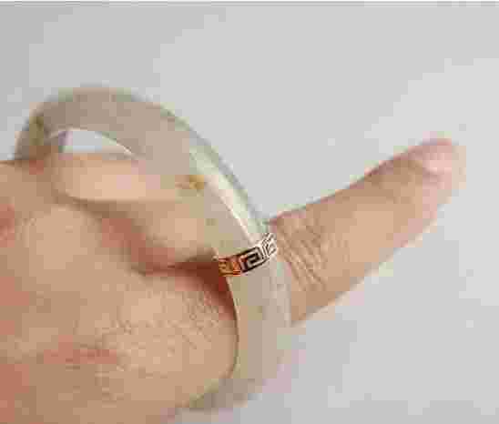 煮水封蜡过的翡翠手镯有害吗视频,煮水封蜡过的翡翠手镯有害吗-第2张图片-翡翠网