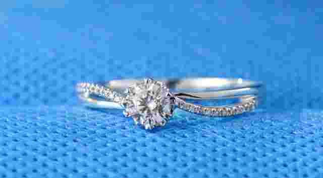 钻戒的最新款式图片钻戒最新款式图片2017-第2张图片-翡翠网 钻戒的最新款式图片钻戒最新款式图片2017-第2张图片-翡翠网