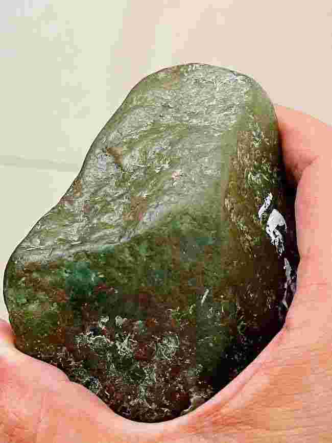 翡翠原石知识大全图鉴翡翠原石知识入门完整版-第2张图片-翡翠网 翡翠原石知识大全图鉴翡翠原石知识入门完整版-第2张图片-翡翠网