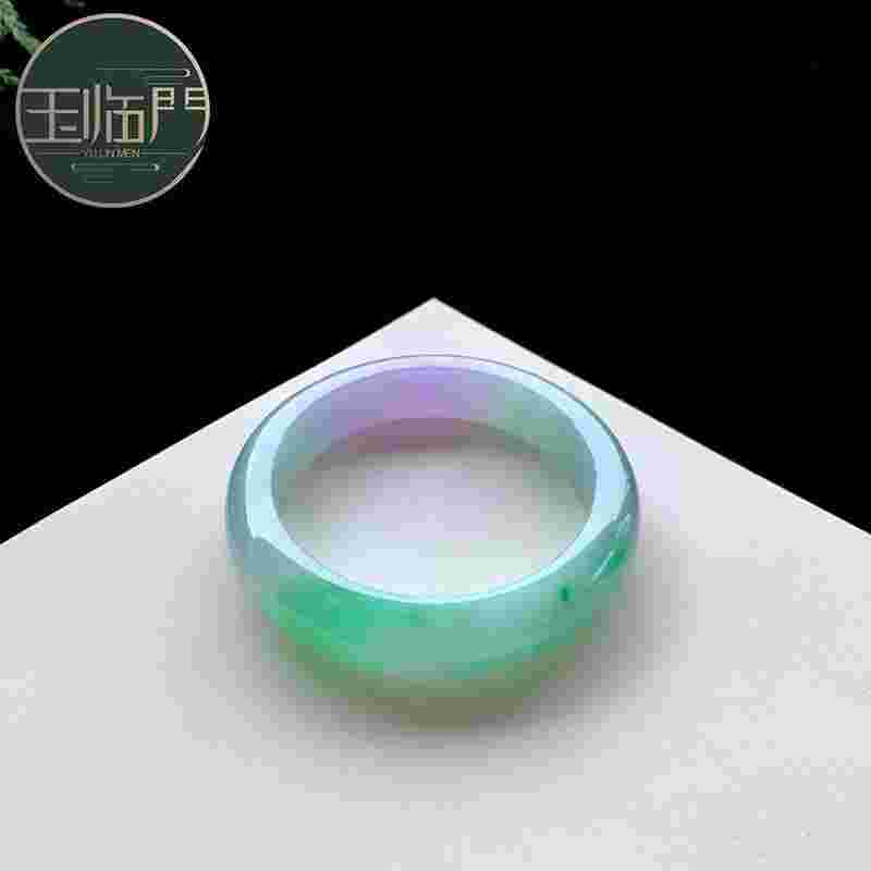 价格4万的冰种翡翠手镯应该是什么样的?,几万左右冰种翡翠手镯-第1张图片-翡翠网 价格4万的冰种翡翠手镯应该是什么样的?,几万左右冰种翡翠手镯-第1张图片-翡翠网