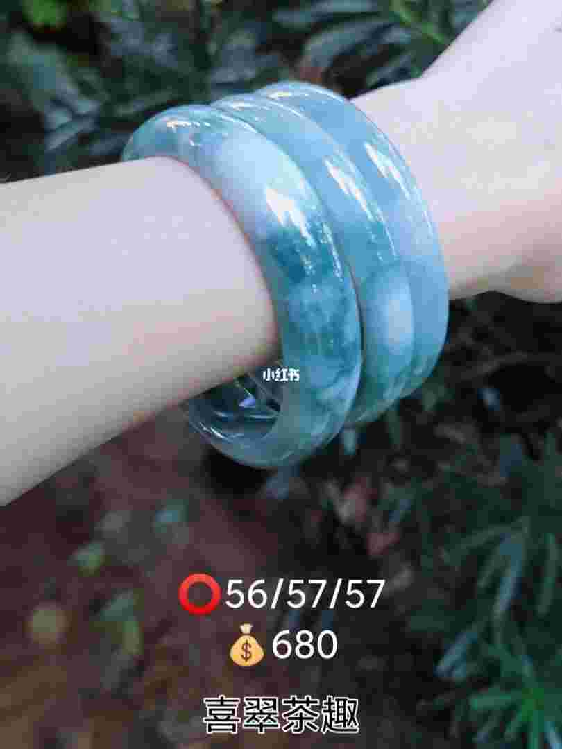 缅甸1500万翡翠手镯,缅甸一般的翡翠镯子多少钱-第1张图片-翡翠网 缅甸1500万翡翠手镯,缅甸一般的翡翠镯子多少钱-第1张图片-翡翠网