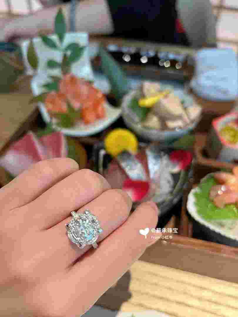 周大福5克拉钻戒多少钱,5克拉钻戒多少钱-第2张图片-翡翠网 周大福5克拉钻戒多少钱,5克拉钻戒多少钱-第2张图片-翡翠网