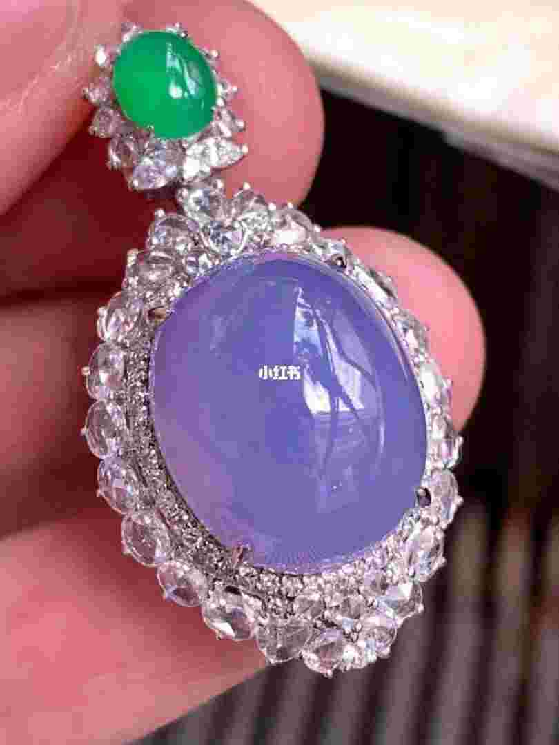 极品翡翠镶嵌金钻手镯图片,极品翡翠镶嵌金钻手镯-第1张图片-翡翠网 极品翡翠镶嵌金钻手镯图片,极品翡翠镶嵌金钻手镯-第1张图片-翡翠网