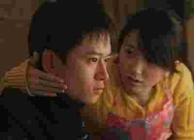 电视剧金耳环演员表名单,电视剧金耳环演员表-第1张图片-翡翠网