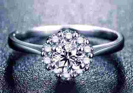 双钻石戒指图片大全双钻石戒指图片大全女-第2张图片-翡翠网 双钻石戒指图片大全双钻石戒指图片大全女-第2张图片-翡翠网