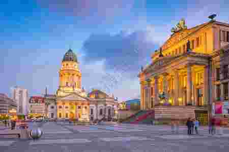 gendarmegendarmes-第1张图片-翡翠网